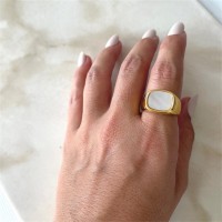 Square gemstone ring